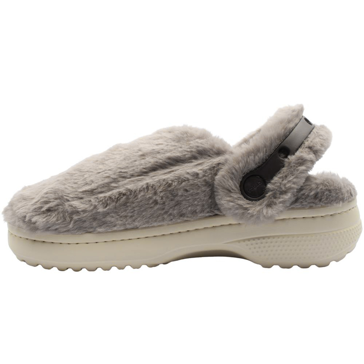Slapi Crocs Classic Unfurgettable Clog photo Slapi Crocs Classic Unfurgettable Clog photo