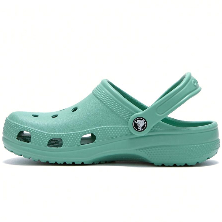 Шлепанцы Crocs Classic Clog K photo Шлепанцы Crocs Classic Clog K photo